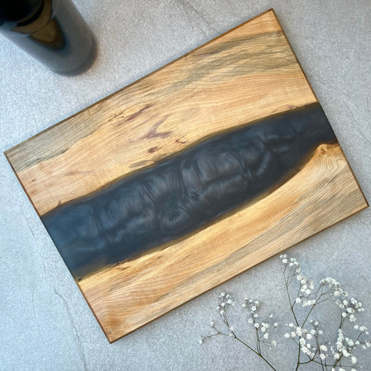 Large Sycamore serving river board 15" (38cm) x 11" (28cm) x 1" (2.5cm)