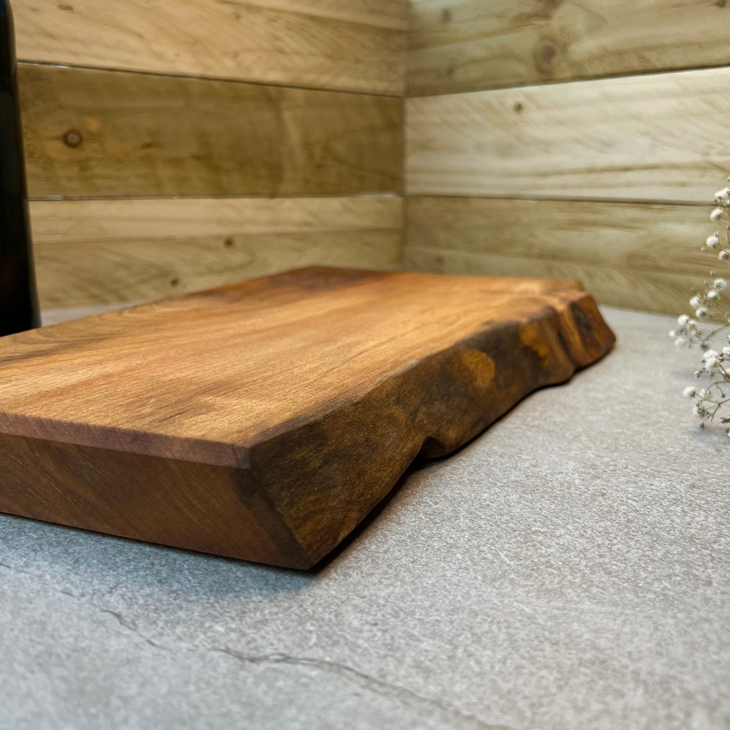 Large Sycamore serving board 15.5" (40cm) x 9" (23cm) x 1.2" (3cm)